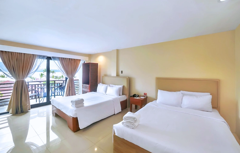 Deluxe Room Pool View with Balcony