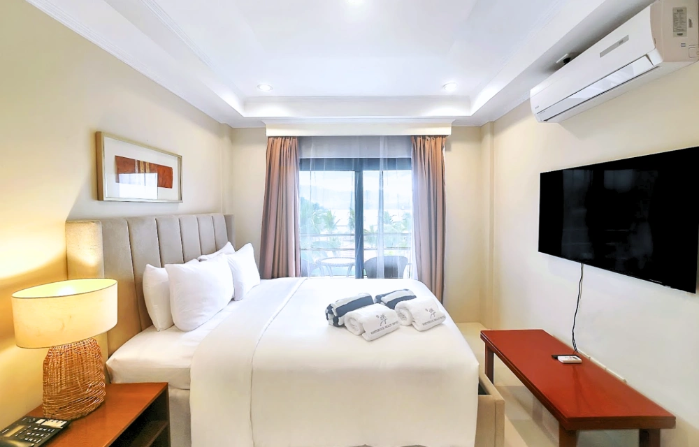 Deluxe 2-Bedroom Apartment